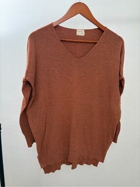 Cozy V-Neck Women’s Sweater in Rust